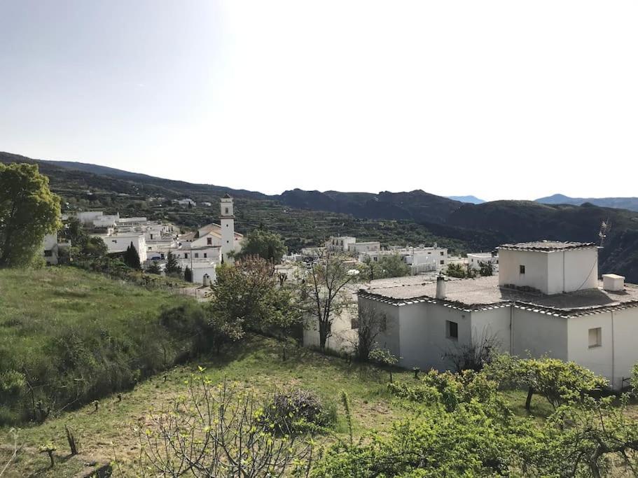 La Casa Rural De Paco Y Ana Pitres Esterno foto